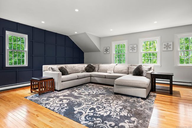 49 Lamppost Dr, House other with 4 bedrooms, 3 bathrooms and 4 parking in Redding CT | Image 10