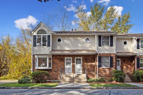 5-5 Cranberry Holw, Enfield, CT, 06082-2200 | Card Image
