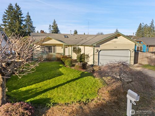 1226 W Birch St, Shelton, WA, 98584-1768 | Card Image