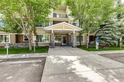 1202-4 Kingsland Close Se, Airdrie, AB, T4A0J3 | Card Image