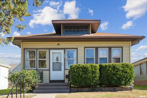 305 8th St, Silvis, IL, 61282-2118 | Card Image