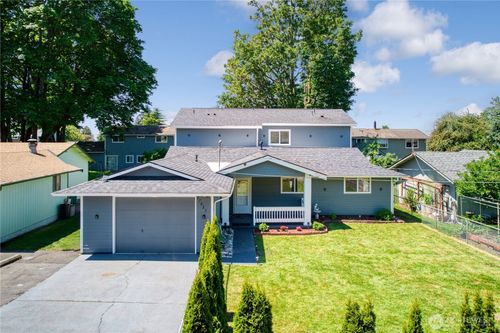 27025 14th Ave S, Des Moines, WA, 98198-9331 | Card Image