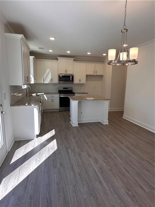 2280 Highridge Point Dr, House other with 4 bedrooms, 3 bathrooms and null parking in Lithia Springs GA | Image 6