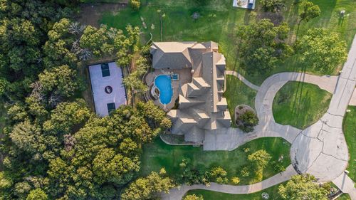 685 Knob Hill Ct, Argyle, TX, 76226-1732 | Card Image