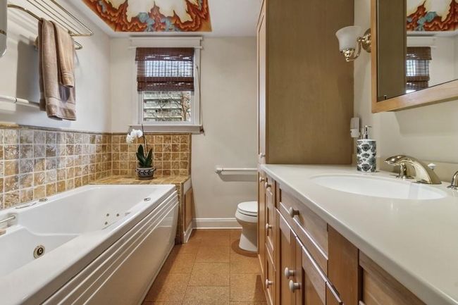 Full bath with a jetted tub and separate shower | Image 30