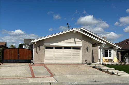 936 Jasmine Cir, Costa Mesa, CA, 92626-1722 | Card Image