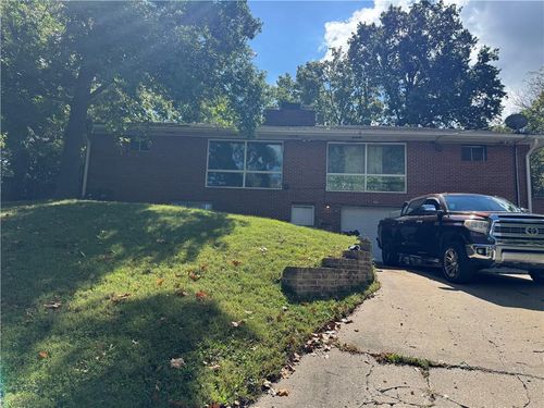 9311 E 9th St S, Independence, MO, 64053-1605 | Card Image
