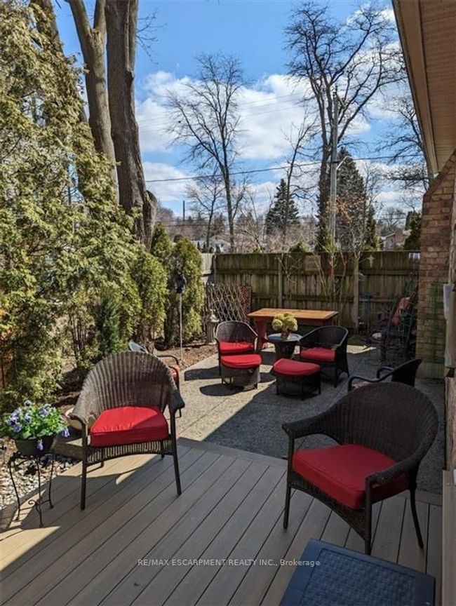 1 - 195 Wilson St W, House other with 2 bedrooms, 4 bathrooms and 2 parking in Ancaster ON | Image 32