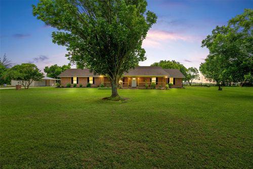 4381 County Line Pkwy, Mart, TX, 76664-5114 | Card Image