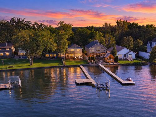 8204 Peterson Blvd, Cedar Lake, IN, 46303 | Card Image