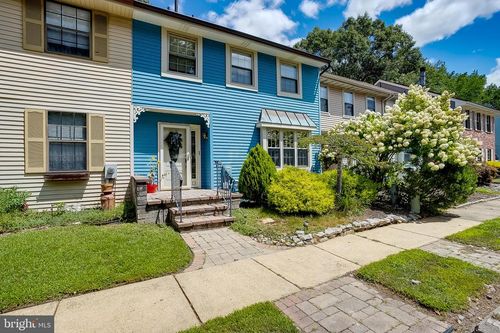 13 Wisina Ct, MEDFORD, NJ, 08055-9369 | Card Image
