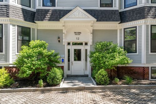 3-12 Arnold Cir, Cambridge, MA, 02139-2202 | Card Image