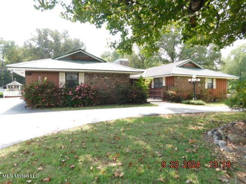 4971 Church Rd, Nesbit, MS, 38651-8981 | Card Image