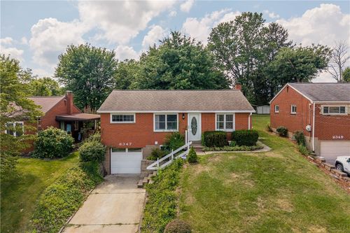 6347 Crestview Dr, South Park, PA, 15129-9682 | Card Image