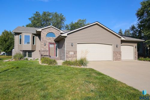 5509 S Sarmar Ave Avenue, Sioux Falls, SD, 57106 | Card Image