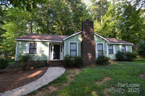 8912 Vagabond Rd, Charlotte, NC, 28227-5637 | Card Image