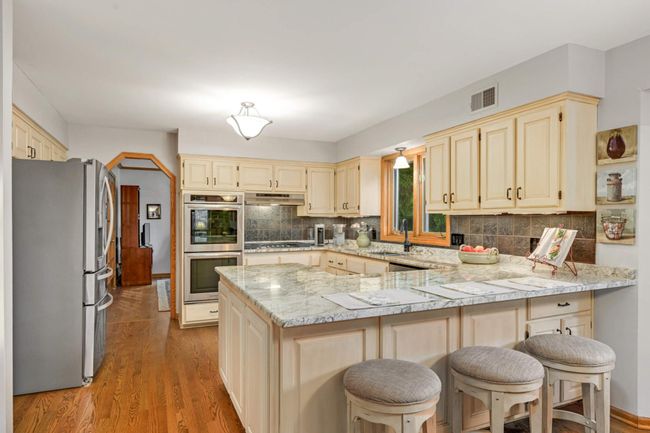 1627 Pamela Ln, House other with 5 bedrooms, 4 bathrooms and null parking in Mendota Heights MN | Image 5