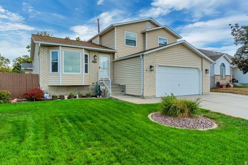 4337 W 3930 S, West Valley City, UT, 84120-7630 | Card Image