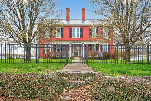 366 E Lexington St, Harrodsburg, KY, 40330-1227 | Card Image