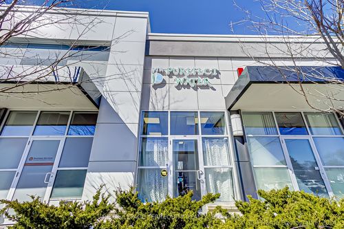 c104-10 Mallard Rd, Toronto, ON, M3B0A7 | Card Image