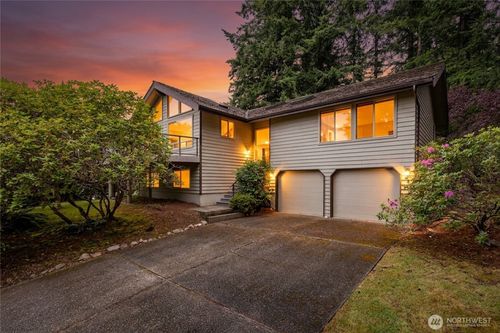 601 Clark Rd, Bellingham, WA, 98225-7843 | Card Image