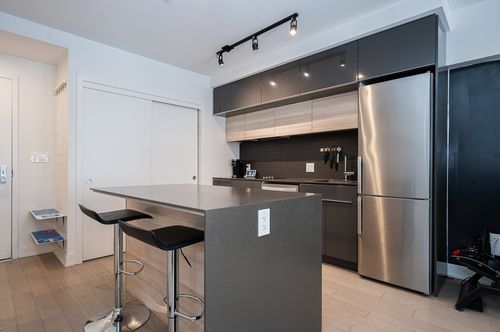 318-350 Rue Eleanor, Montréal (Le Sud-Ouest), QC, H3B0T5 | Card Image