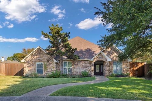 925 Spring Brook Dr, Allen, TX, 75002-2304 | Card Image