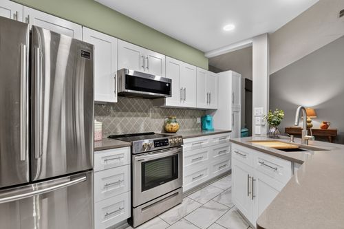 406d-1202 Thorpe Ln, San Marcos, TX, 78666-6552 | Card Image