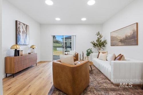 7481 W Swain Ln, Garden City, ID, 83714-4025 | Card Image