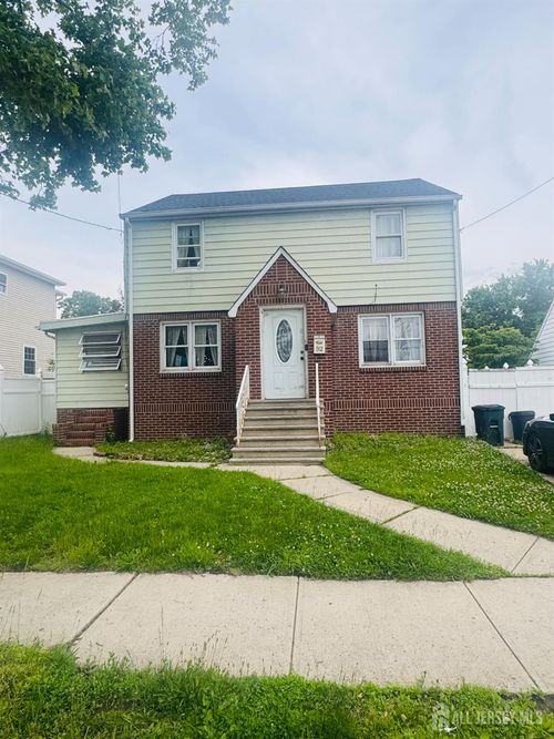 52 Hermann Ave, Carteret, NJ, 07008-2246 | Card Image
