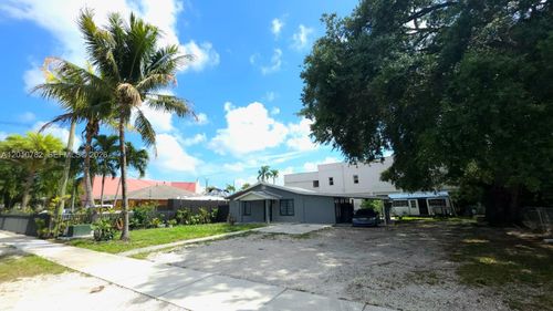 3162 Nw 168th Ter, Miami Gardens, FL, 33056-4316 | Card Image