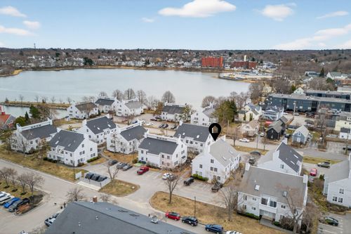 41-18 Ocean Street, South Portland, ME, 04106 | Card Image