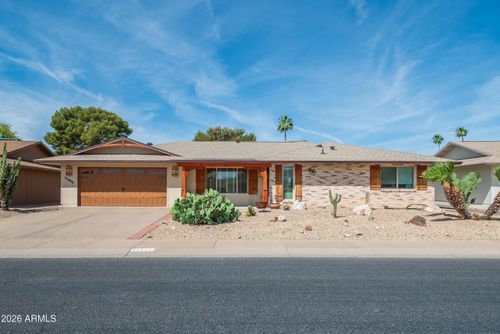 11822 N Rio Vista Dr, Sun City, AZ, 85351-3643 | Card Image