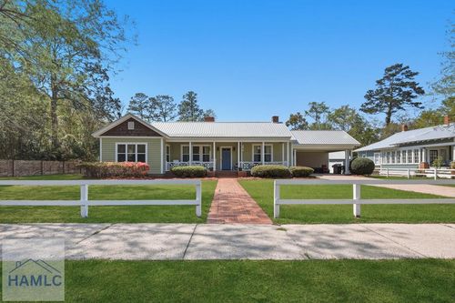 342 E Bay St, Jesup, GA, 31546-3804 | Card Image