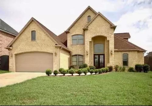 7 Stonebrook Ct, Beaumont, TX, 77706-4050 | Card Image