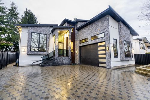 18339 63 Ave, Surrey, BC, V3S8B1 | Card Image