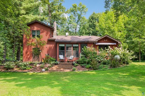 28072 Wilderness Retreat, Pine City, MN, 55063-5129 | Card Image