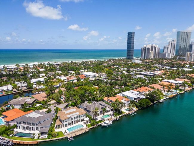 224 S Island, House other with 4 bedrooms, 6 bathrooms and null parking in Golden Beach FL | Image 33