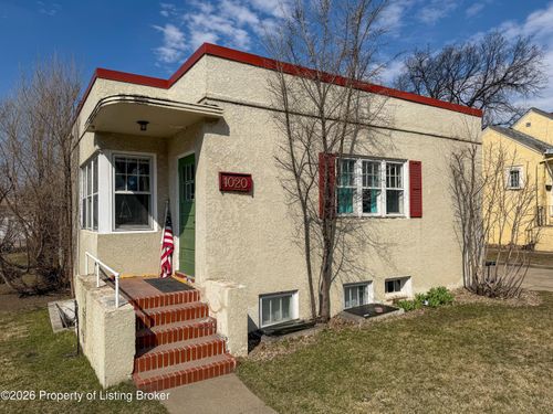 1020 N 7th St, Bismarck, ND, 58501-3971 | Card Image