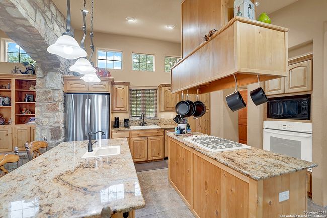 397 Secret Way, House other with 3 bedrooms, 3 bathrooms and null parking in Spring Branch TX | Image 22