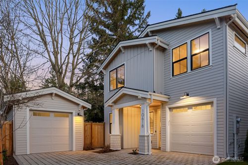 10618 Ne 54th St, Kirkland, WA, 98033 | Card Image