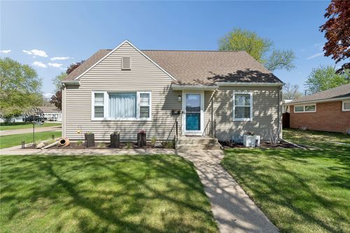 500 31st Street Se, Cedar Rapids, IA, 52402 | Card Image