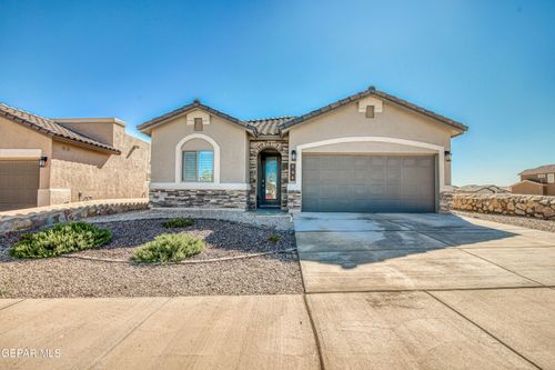 704 Paseo Musical St, El Paso, TX, 79928-8453 | Card Image