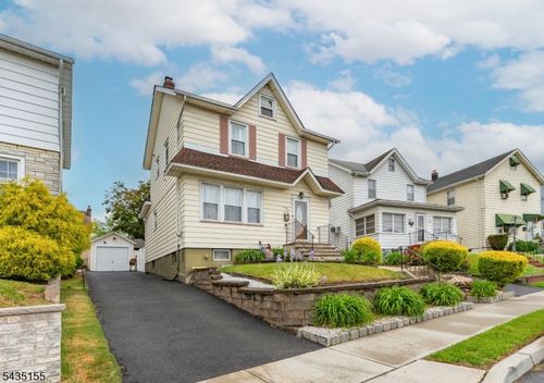 1515 Rose Ter, Union, NJ, 07083-4725 | Card Image