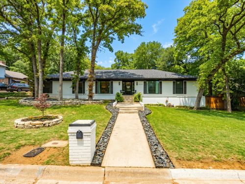 4505 Woodland Park Blvd, Arlington, TX, 76013-5410 | Card Image