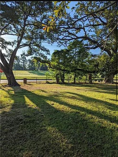 19 Research Dr, Harahan, LA, 70123 | Card Image