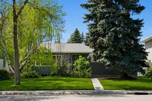 3123 Brentwood Blvd Nw, Calgary, AB, T2L1J9 | Card Image