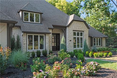 1608 Prestwick Dr, Lawrence, KS, 66047-1814 | Card Image