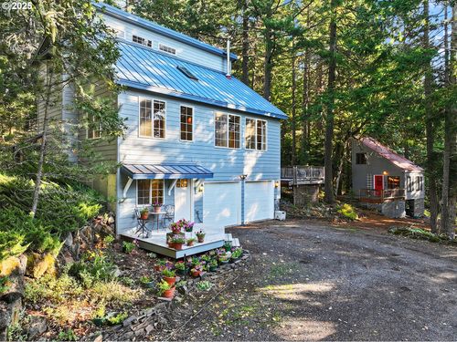 80 Echo Glen Rd, White Salmon, WA, 98672-8406 | Card Image