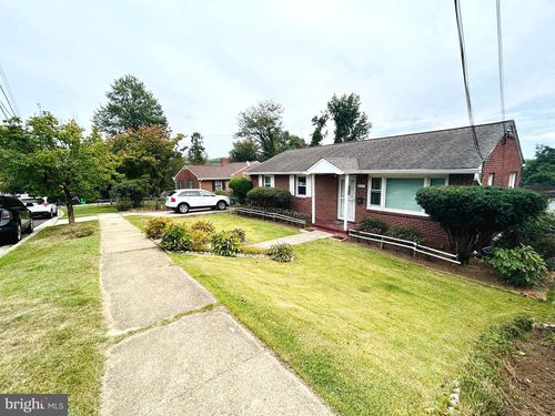 8127 Murray Hill Dr, FORT WASHINGTON, MD, 20744-4448 | Card Image